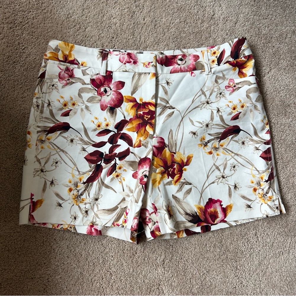 White House Black Market Floral Women's 5” Shorts